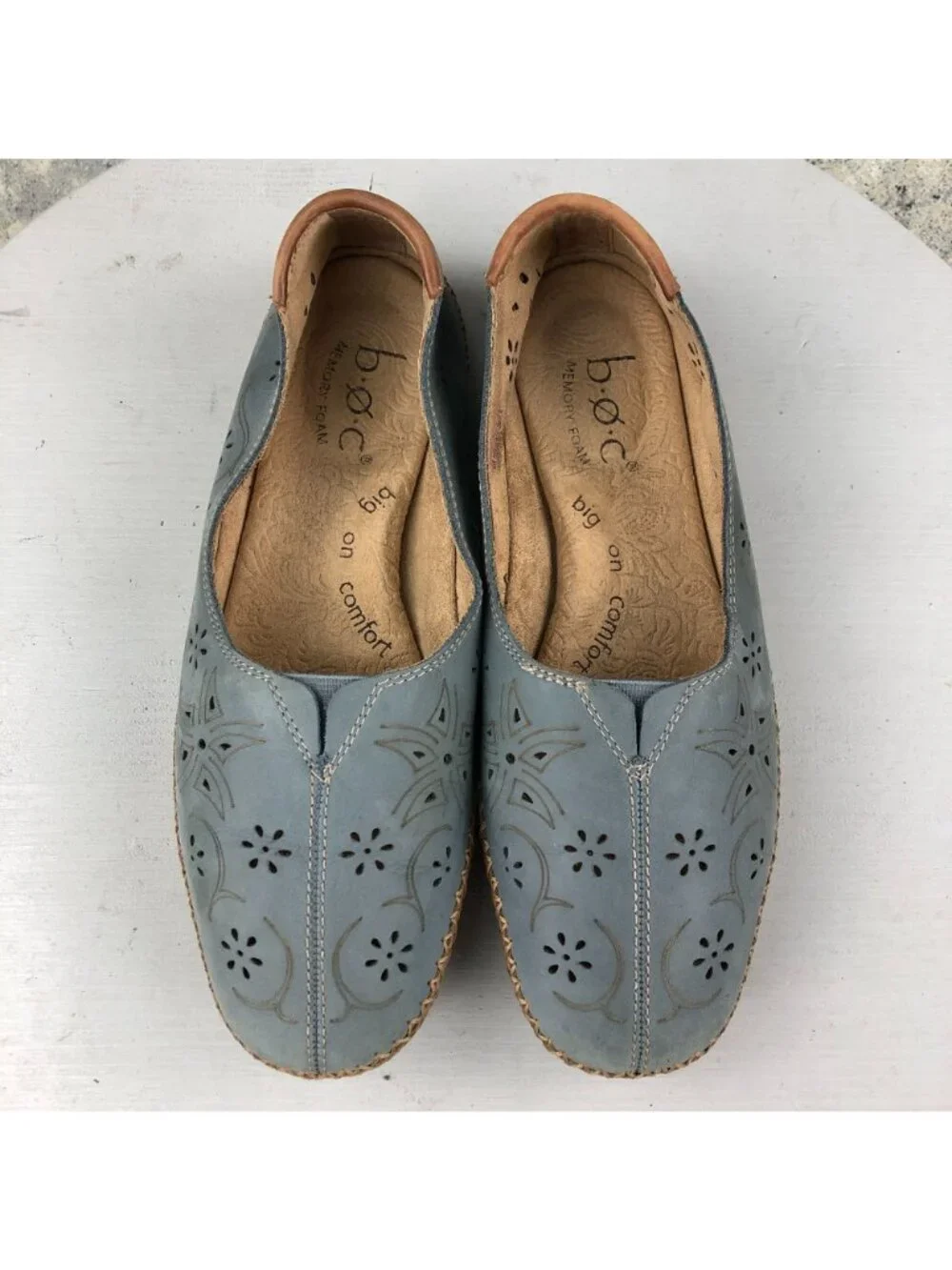 BOC Women's Size 8M Poha Blue Leather Laser Cut Perforated Ballet Flats Shoes